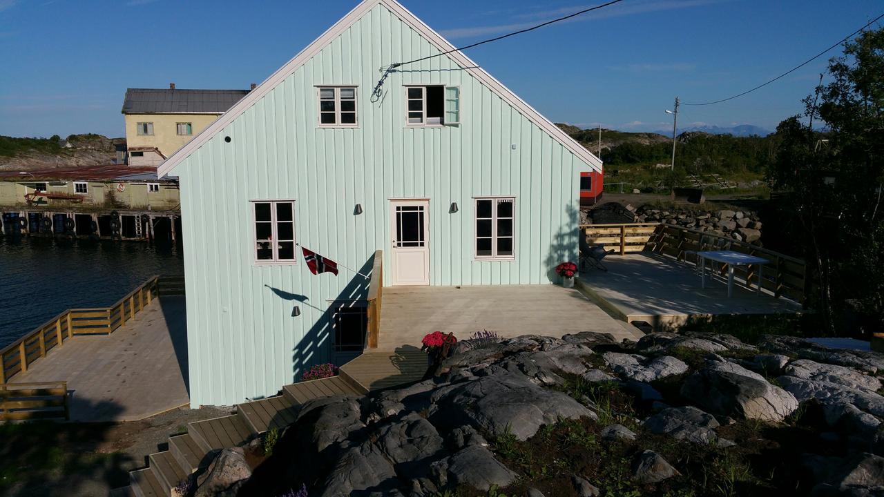 Lysvoldbrygga Bed & Breakfast Henningsvær Dış mekan fotoğraf