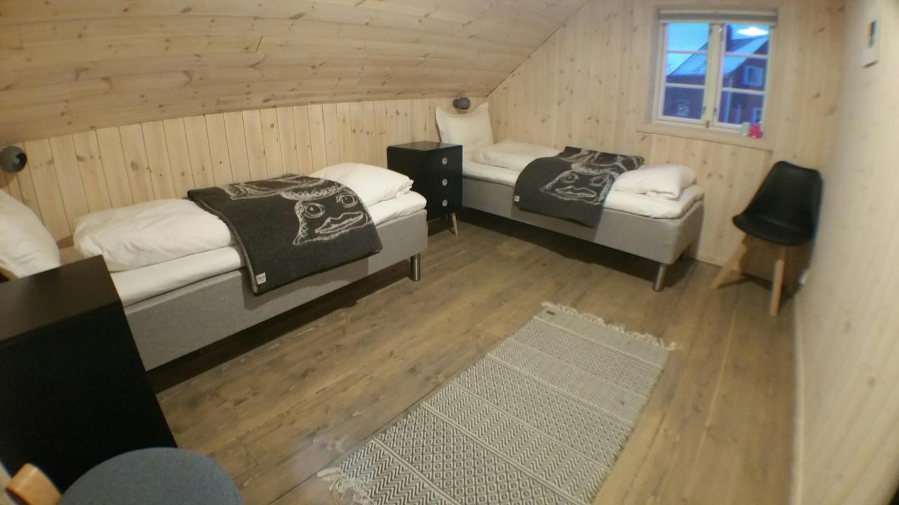 Lysvoldbrygga Bed & Breakfast Henningsvær Dış mekan fotoğraf