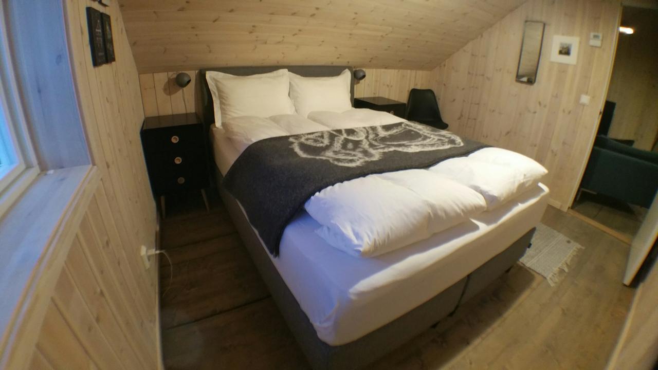Lysvoldbrygga Bed & Breakfast Henningsvær Dış mekan fotoğraf