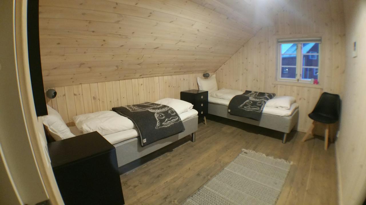 Lysvoldbrygga Bed & Breakfast Henningsvær Dış mekan fotoğraf